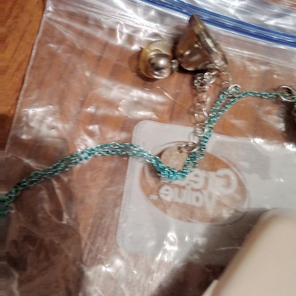 Toy jewelry and others lot - Picture 7 of 8